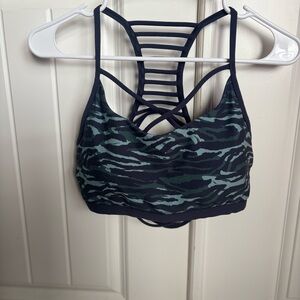 Women's Strappy Camouflage Sports Bra
